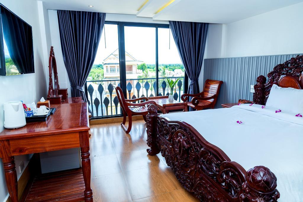 Ly Heng Chhay Hotel Paôy Pêt Exteriör bild